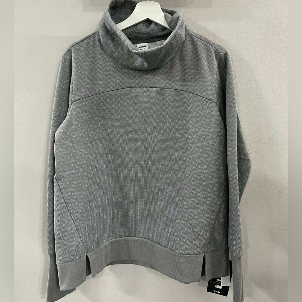 Avia Gray Turtleneck Sweater